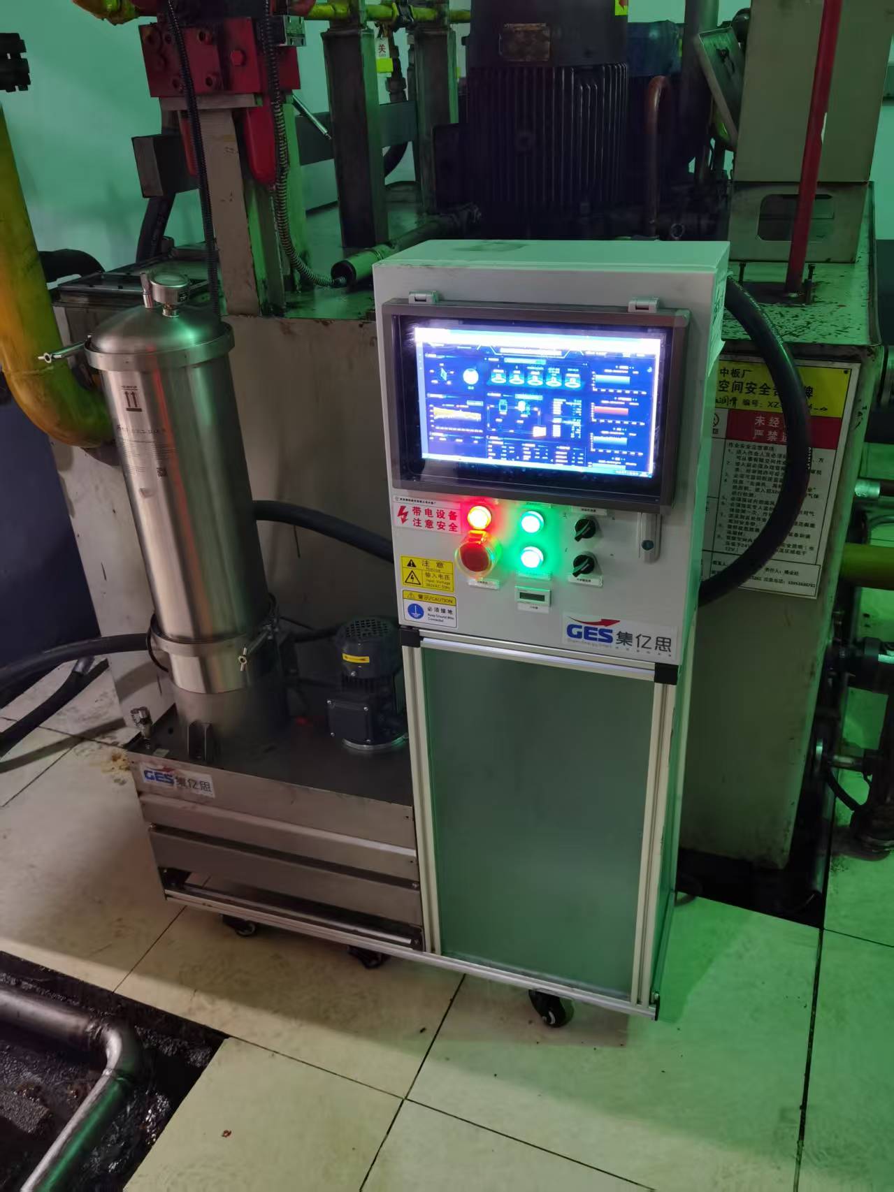 钢厂精轧机油站在线监测及过滤